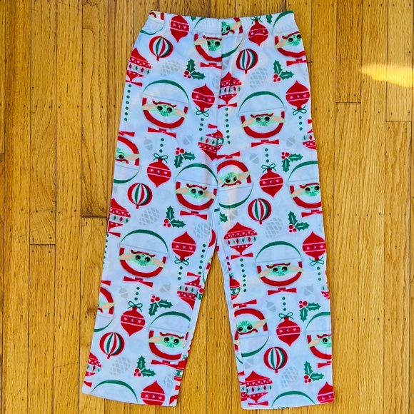 NWT Star Wars Baby Yoda Mandalorian Christmas Pajamas 10 - Picture 2 of 2
